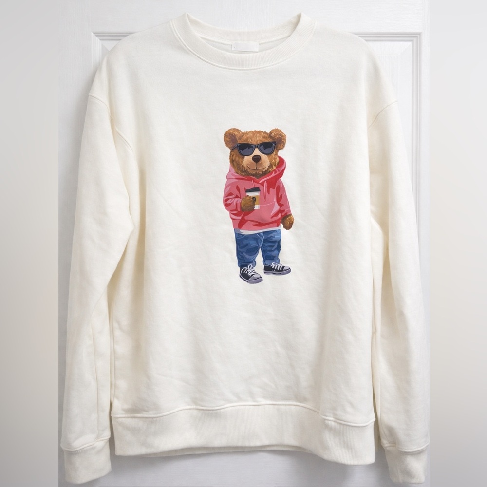 NWT Cream Crewneck Sweatshirt with Teddy Bear Graphic by Denim & Flower